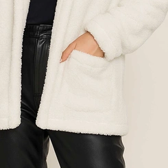 Casaco Feminino Teddy Peluciado Slim