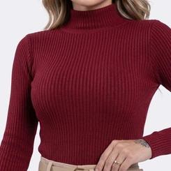 Blusa Cacharrel em Tricot Canelado Gola Alta