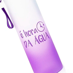 Squeeze de Plástico 500ml com Tampa Plástica e Alça de Transporte