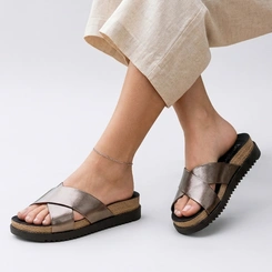 Tamanco Feminino Papete Moleca Tira Largas Napa