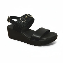 Sandália Feminina Moleca Detalhes de Pedraria