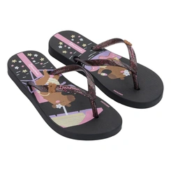 Chinelo Infantil Menina Ipanema Hype Capivara