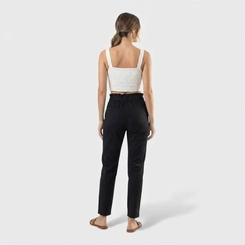 Calça Feminina Reta Com Cinto Encapado Sarja