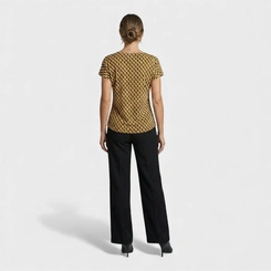 Blusa Feminina Estampada com Manga Japonesa