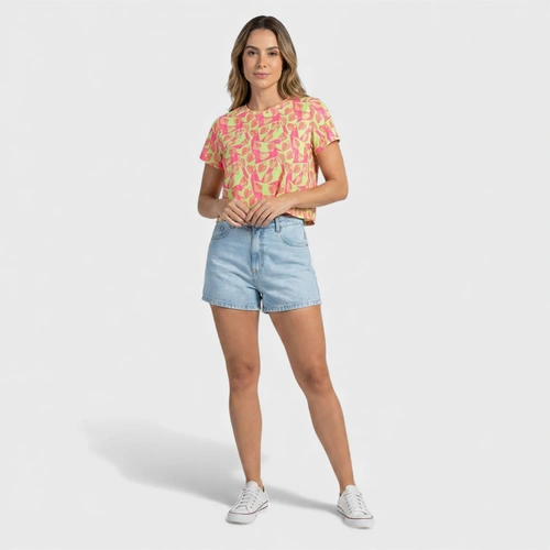 Blusa Feminina Estampada Tropical Manga Curta