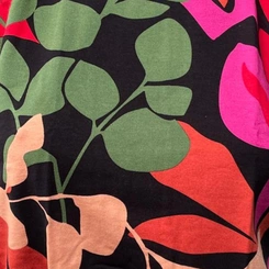 Blusa feminina estampada com cós em elástico