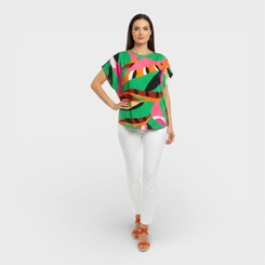 Blusa Feminina Estampada Com Detalhe Nos Ombros