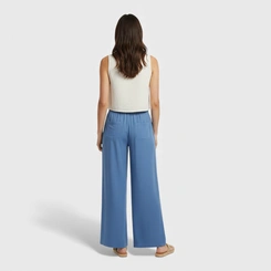 Calça Feminina Reta Chic Top com Bolso