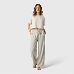 Calça Feminina Reta Chic Top com Bolso