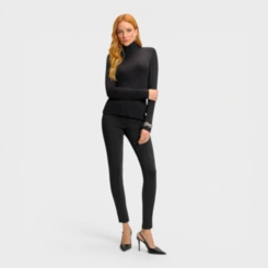Blusa Feminina Com Gola Alta E Manga Longa Básica Endless