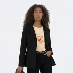 Blazer Feminino Estruturado Em Vicose