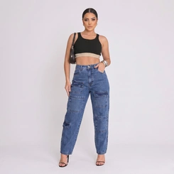 Calça Jeans Feminina Cargo Mom Cintura Alta