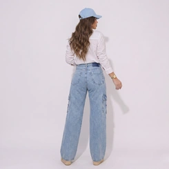 Calça Jeans Feminina Wide Leg Cargo Cintura Alta