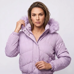 Jaqueta Puffer Feminina Com Capuz Peluciado