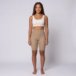 Bermuda Modeladora Feminina Selene Com Efeito Levanta Bumbum E Compressão Média