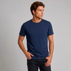 Camiseta Masculina Básica Lisa Em Algodão