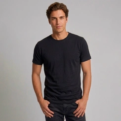 Camiseta Masculina Básica Lisa Em Algodão