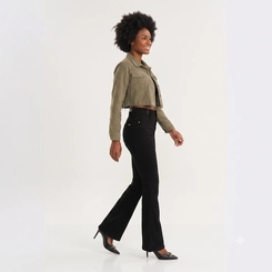 Calça Jeans Feminina Flare Petit Premium Max Denim