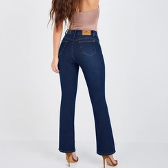 Calça Jeans Feminina Bootcut Petit Premium Max Denim