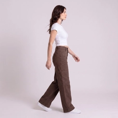 Calça Jeans Feminina Wide Leg Marrom Com Recortes Kult