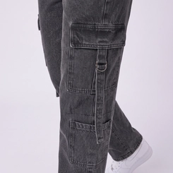 Calça Jeans Feminina Wide Leg Cargo Preta Kult